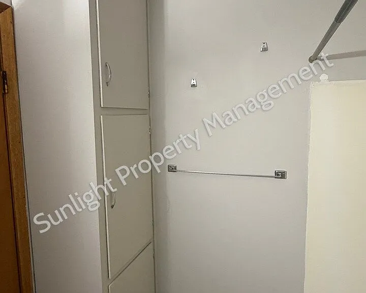404 S 1st Ave — Photo 7