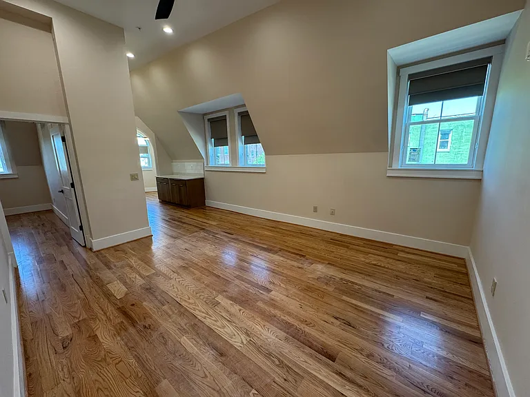 2031 Maryland Ave #3 — Photo 18
