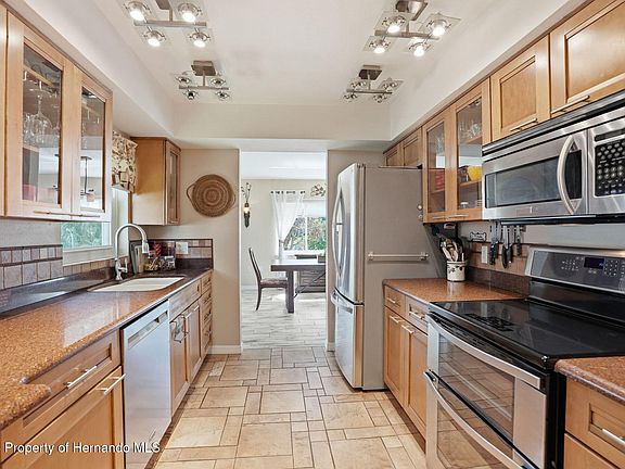 2nd image of 2658 Royal Ridge Dr
