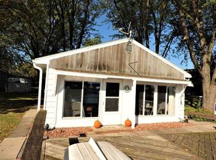 1362 Brooks Ln, Oshkosh, WI 54904