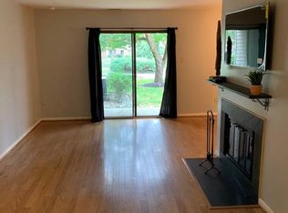 305 Kelly Cv, Mount Laurel, NJ 08054