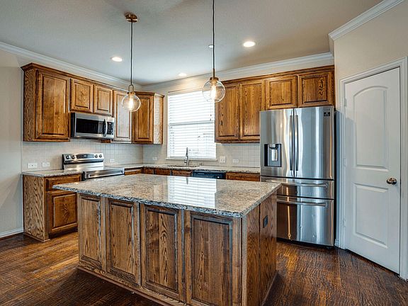 3rd image of 2500 Rockbrook Dr Unit 41