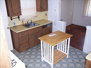 4th image of 224 S King St