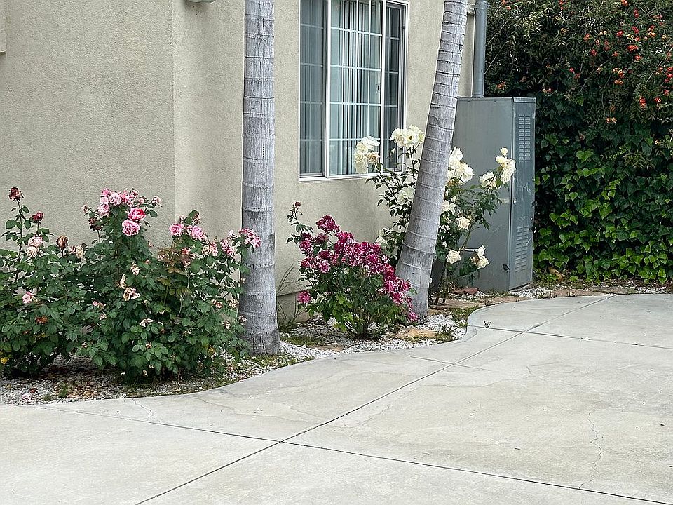 1st image of 6626 Moore Dr