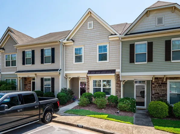 7809 Lillyhurst Dr, Raleigh, NC 27612