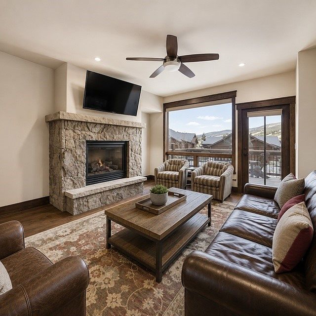 1st image of 852 Independence Road UNIT B