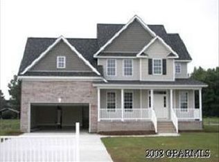 2121 Prudoe Bay Dr, Greenville, NC 27858