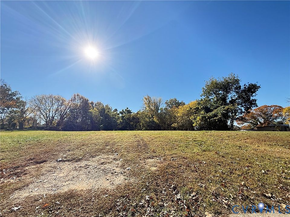 2nd image of 308 Bradley Rd