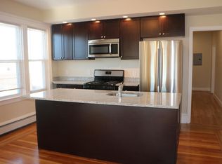 139 Oakland Ave #2, Providence, RI 02908