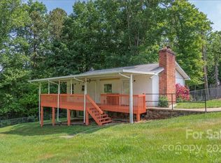 619 Deaverview Rd, Asheville, NC 28806