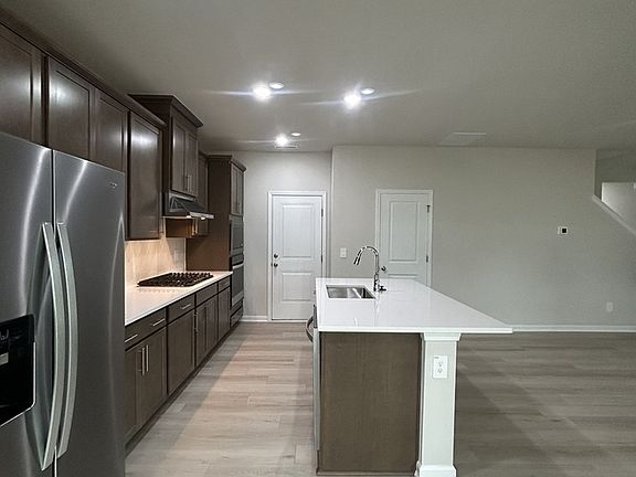 4th image of 1013 Saint Lawarance Dr