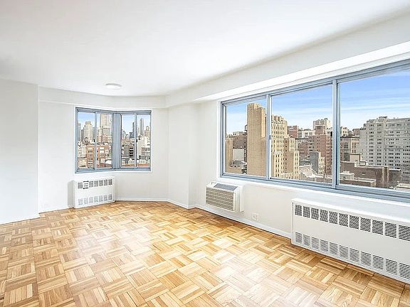 4th image of 175 W 12th St APT 10A