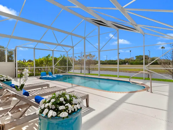 2423 Country Golf Drive, Wellington, FL 33414
