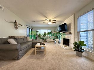 3200 Lynnhaven Dr APT 201, Virginia Beach, VA 23451