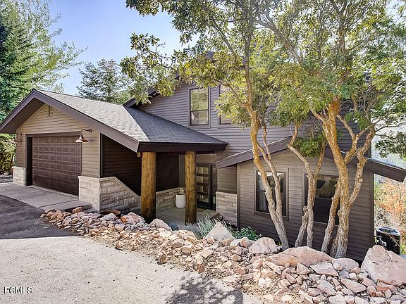 2nd image of 7562 N Tall Oaks Dr