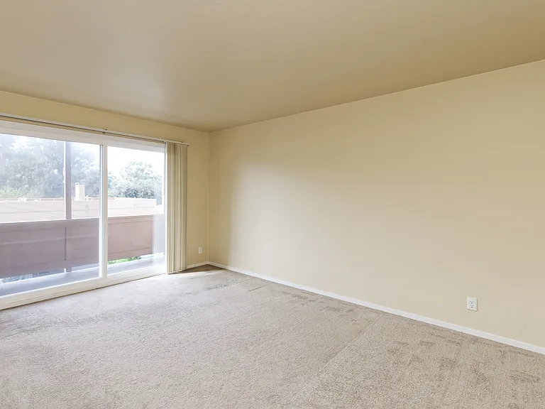 206 Chumalia St — Photo 11