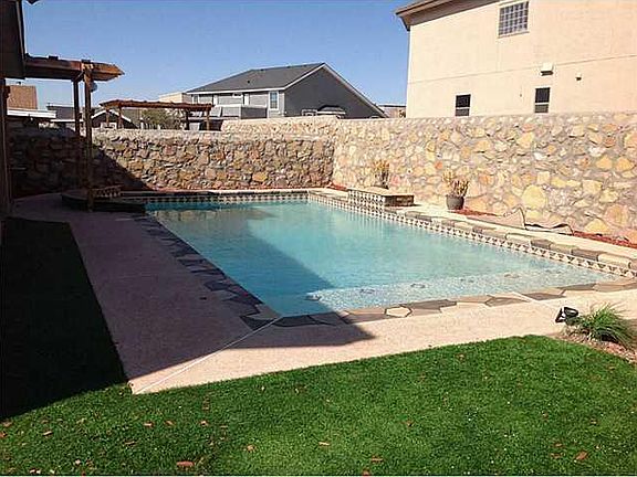 4th image of 12665 Paseo Rosannie Ave
