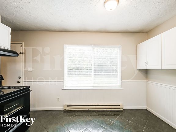 5th image of 5204 Bahia Dr
