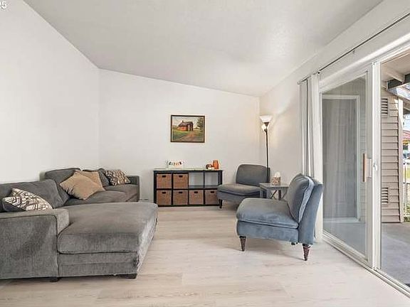 5th image of 4694 W Powell Blvd Unit 239