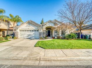 9764 N Whitney Ave, Fresno, CA