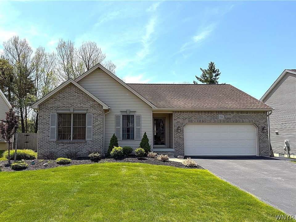 1st image of 1366 Evergreen Dr