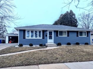 2615 S Jackson St, Appleton, WI 54915