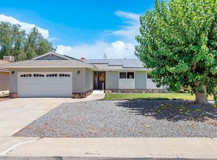 454 Dartmouth Ave, Coalinga, CA 93210