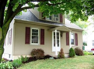 2088 Kramer Mill Rd, Stevens, PA 17578