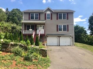 71 Short St, Waterbury, CT 06704