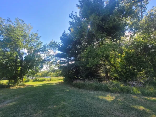 6797 Devils Lake Hwy, Manitou Beach, MI 49253