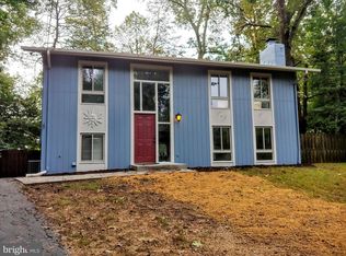 1053 Hampton Dr, Crownsville, MD 21032