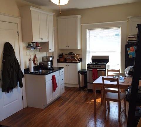 5th image of 2000 Kenilworth Pl APT 4