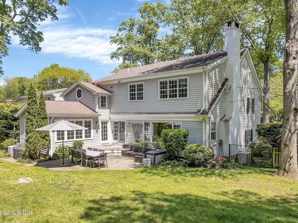 4 Bramble Ln, Riverside, CT 06878