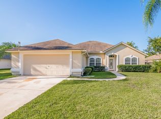 634 Lady Lake Rd W, Jacksonville, FL 32218