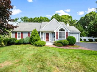 85 Snead Dr, Mashpee, MA 02649