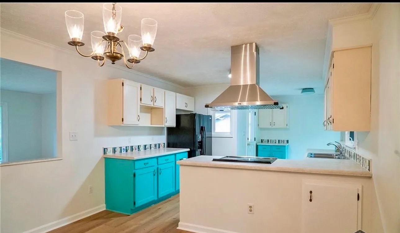 4 bed, 2200 sqft, $750 — Photo 4