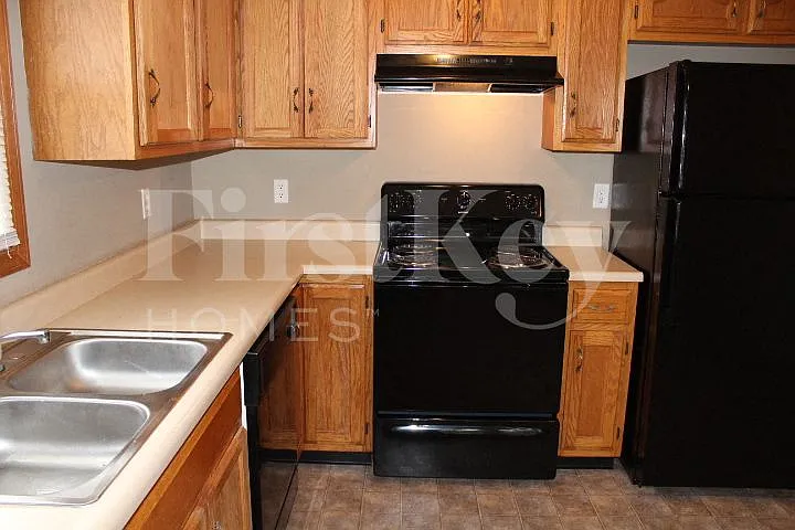10311 Park Valley Dr — Photo 8