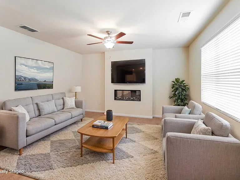 295 Hamilton Pointe Dr — Photo 5