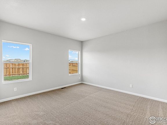 5th image of 971 Cascade Falls St