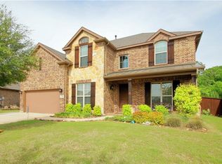 220 Saratoga Dr, Lake Dallas, TX 75065