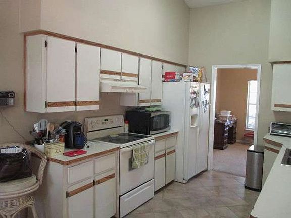 4th image of 7517 Lake Marsha Dr