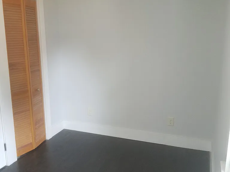 311 Maple St — Photo 9