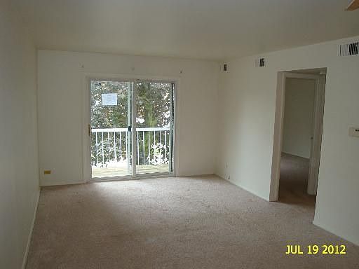 2nd image of 1973 Kenilworth Cir APT G