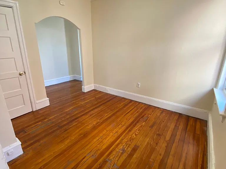 215 S 46th St #3FR — Photo 1