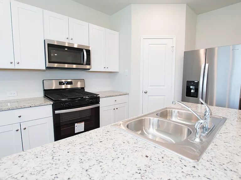 4811 Vogesite Path — Photo 5