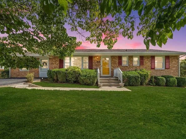 34 Sunnydale Ct, Troutville, VA 24175