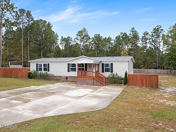 2nd image of 4041 W Red Oak Drive NE