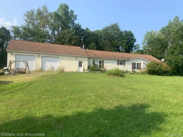 10510 Imlay City Rd, Emmett, MI 48022