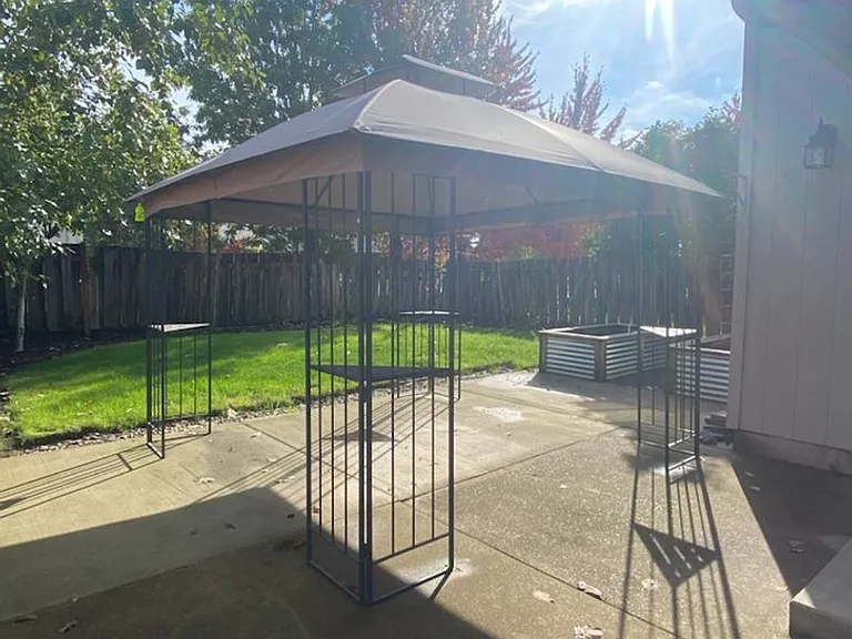 762-770 SW Sitka Dr — Photo 13