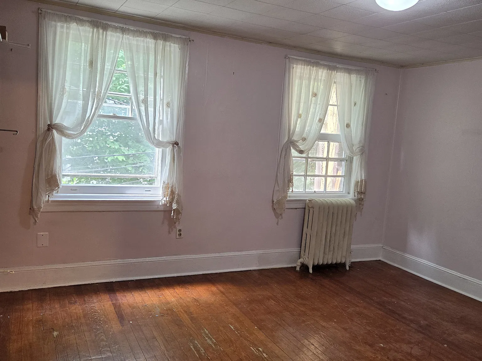 2 bed, 1000 sqft, $1,600 — Photo 4